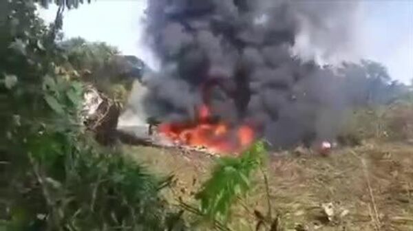 یک هواپیمای نیروی هوایی در کلمبیا سقوط کرد - اسپوتنیک ایران  