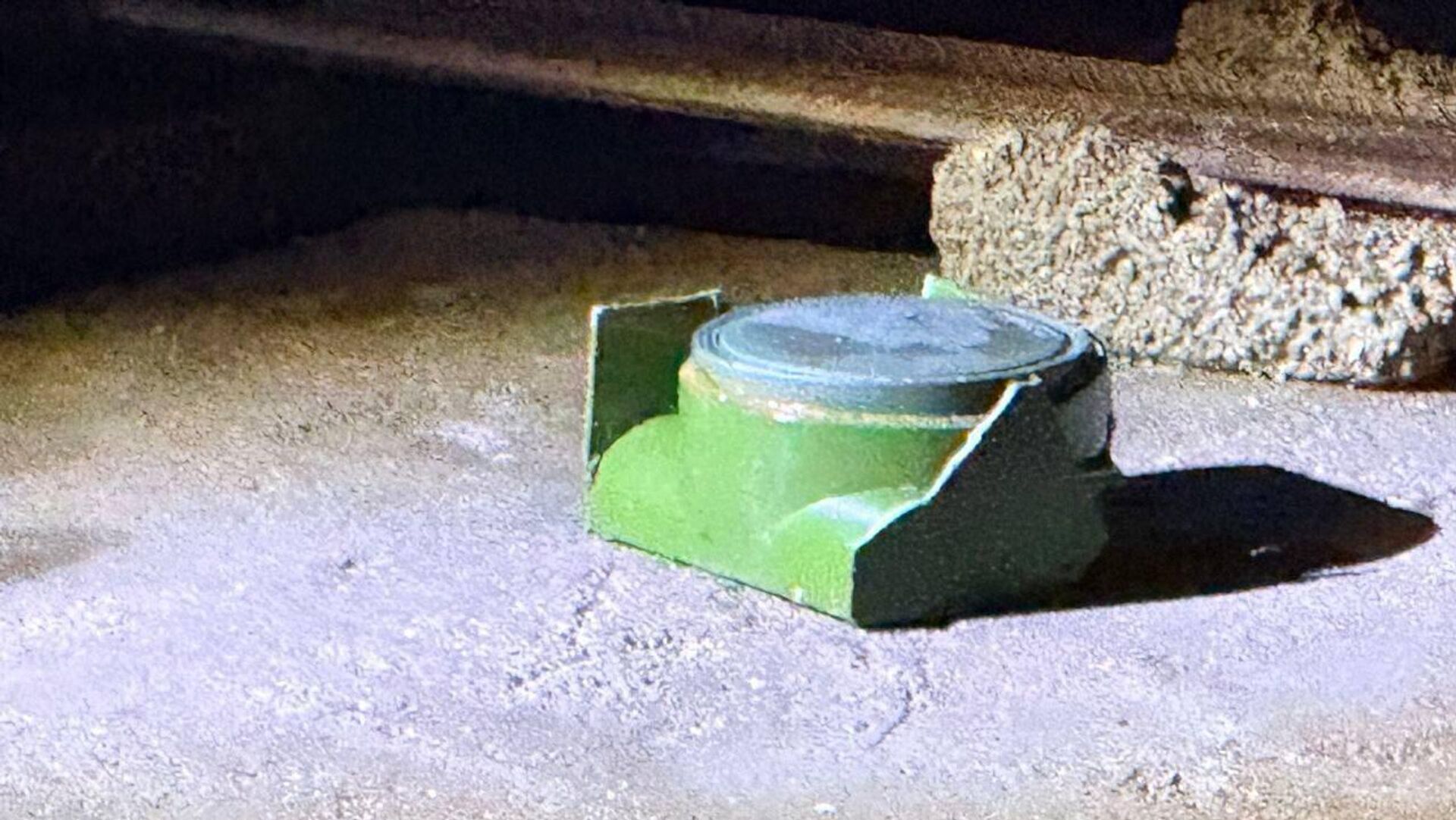 بستههای انفجاری بستههای انفجاری - اسپوتنیک ایران , 1920, 26.03.2026