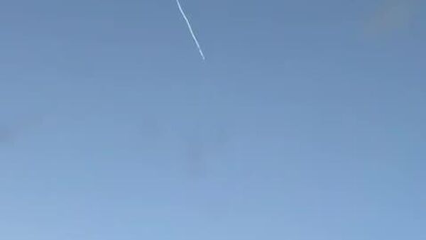 رسانه ها از شنیده شدن صدای انفجارهای قوی در تل‌آویو، نزدیکی قدس و شهرک‌های اسرائیلی کرانه باختری خبر می دهند - اسپوتنیک ایران  