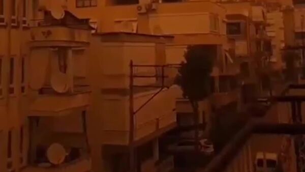 رسانه: ابرهای گردوغبار آفریقایی جنوب ترکیه را فراگرفت؛ پیش‌بینی باران گل‌آلود - اسپوتنیک ایران  