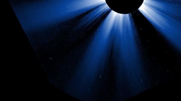 یک جرم آسمانی ناشناخته در حال سقوط به سمت خورشید است - اسپوتنیک ایران  