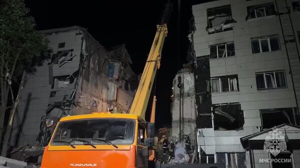 افزایش شمار کشتهشدگان حمله به کالج استاروبلسک در جمهوری خلق لوگانسک به 18 نفر؛ 3 نفر دیگر احتمالا زیر آوار هستند - اسپوتنیک ایران  