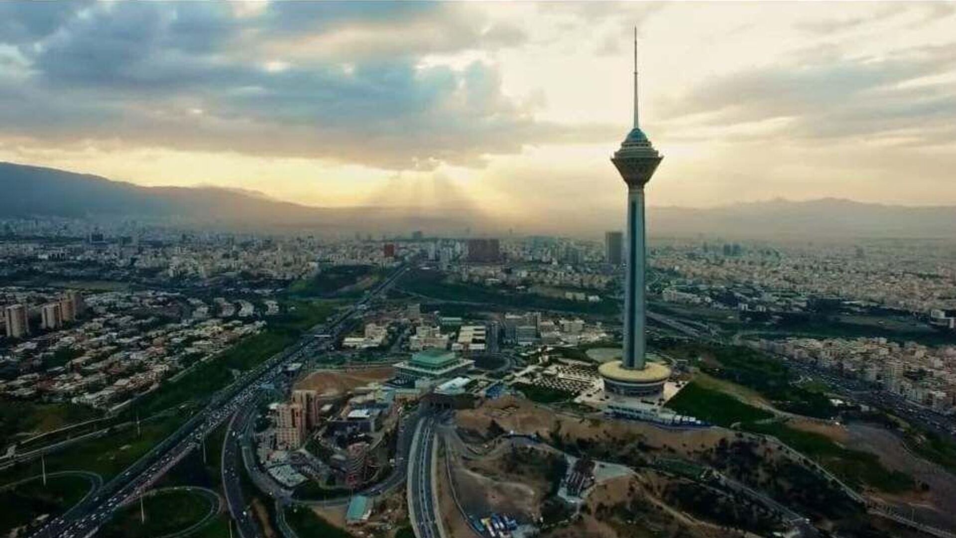 آخرین وضعیت مذاکرات هیات ایرانی در قطر/ موضوع آزادسازی دارایی بلوکه شده ایران در حال پیگیری است آخرین وضعیت مذاکرات هیات ایرانی در قطر/ موضوع آزادسازی دارایی بلوکه شده ایران در حال پیگیری است - اسپوتنیک ایران , 1920, 26.05.2026