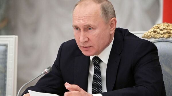 Президент РФ Владимир Путин проводит в Кремле 41-е заседание Российского организационного комитета Победа - اسپوتنیک ایران  