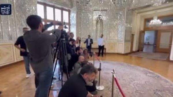 وزیر کشور پاکستان در بحبوحه تلاشهای میانجیگری آمریکا و ایران به تهران رفت - اسپوتنیک ایران  