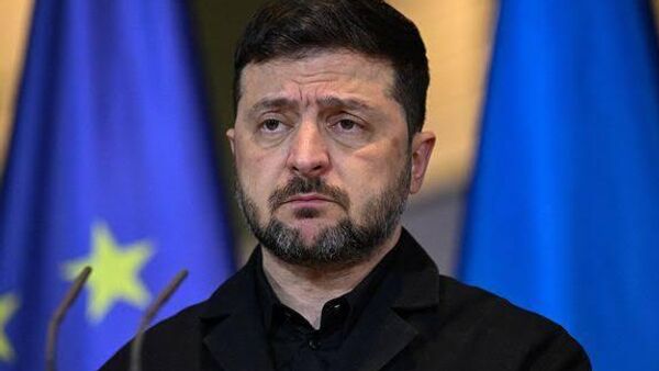 کارشناس: زلنسکی سعی دارد روسیه را به درگیری آشکار با غرب بکشاند - اسپوتنیک ایران  