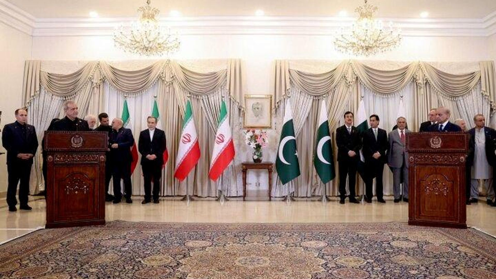 پزشکیان: برای معماری جدید امنیتی در منطقه دست دوستی به سوی کشورهای اسلامی دراز میکنیم پزشکیان: برای معماری جدید امنیتی در منطقه دست دوستی به سوی کشورهای اسلامی دراز میکنیم - اسپوتنیک ایران , 1920, 23.06.2026