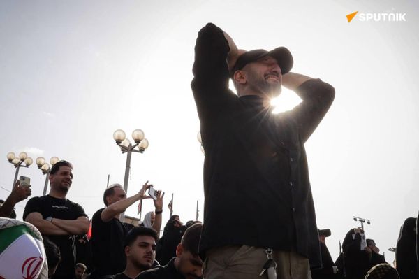 مراسم وداع با رهبر پیشین جمهوری اسلامی، 13 ام تیر ماه، مصلی تهران - اسپوتنیک ایران  
