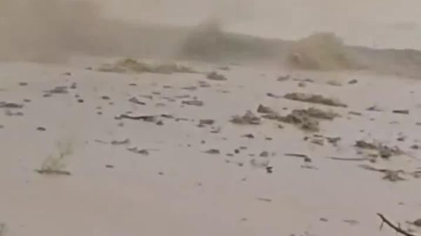 تصاویری که در فضای مجازی منتشر شده، طغیان رودخانه سند پس از بارانهای شدید و جاری شدن سیل در استان رحیم یار خان در جنوب پاکستان را نشان میدهد - اسپوتنیک ایران  