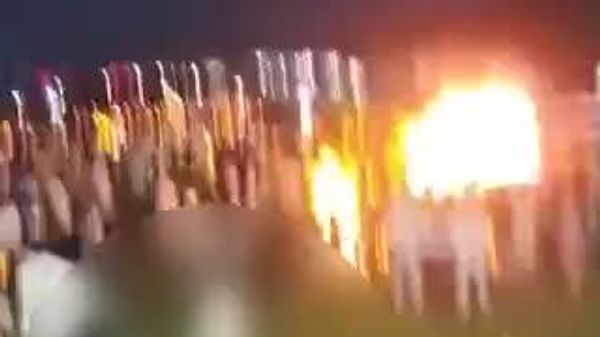 هشدار: صحنههای دلخراش! مردم مثل کبریت در آتش سوختند: ۱۶ نفر در جشنواره مشعل در چین دچار سوختگی شدند - اسپوتنیک ایران  