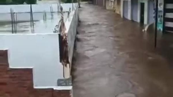 سیل در هند حداقل 100 کشته و بیش از 140 هزار نفر را تحت تأثیر قرار داده است - اسپوتنیک ایران  
