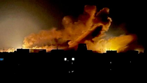 تحلیلگر: حمله روسیه به کارخانه زاپاروژستال به ماشین نظامی اوکراین ضربه وارد میکند - اسپوتنیک ایران  