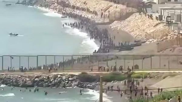 مراکش در حال ساخت حصاری به ارتفاع چهار متر در مرز با شهر سئوتا اسپانیا است تا از هجوم مهاجران جلوگیری کند - اسپوتنیک ایران  