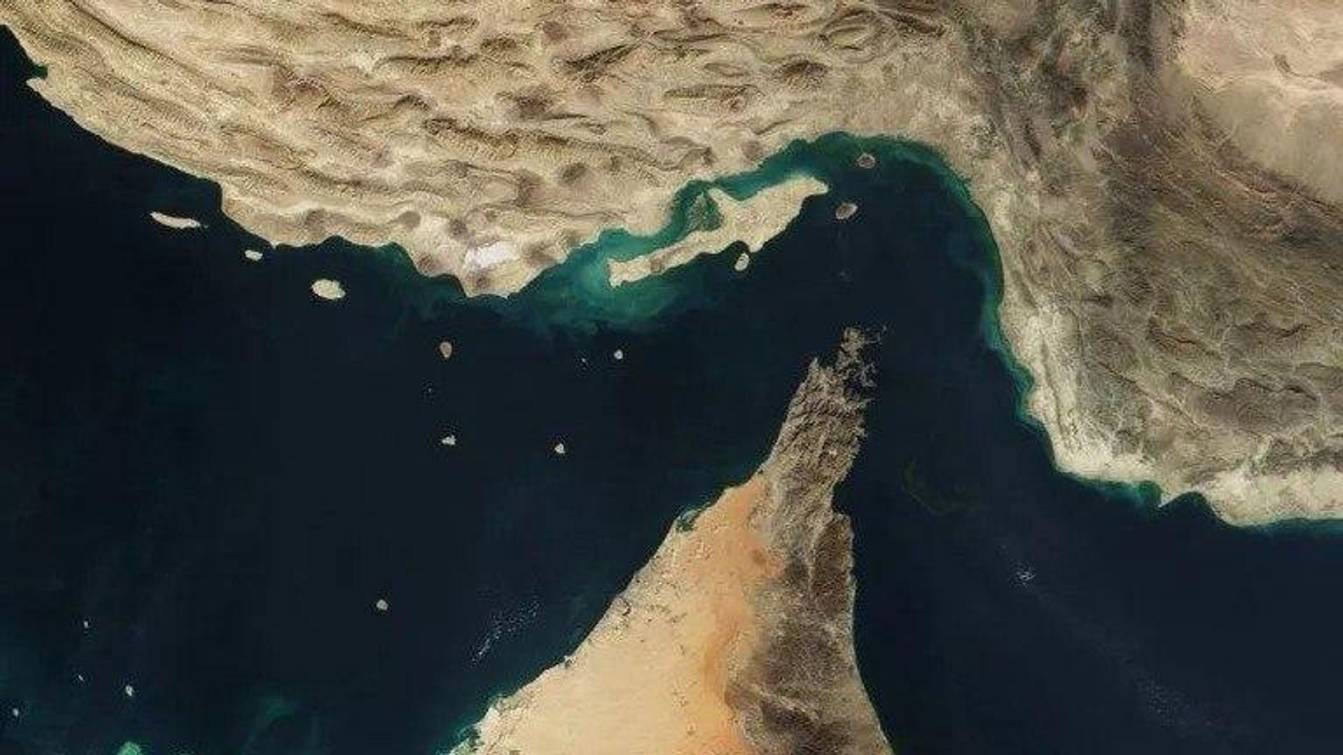 نبرد روایتها میان واشنگتن و واقعیتهای میدانی در تنگه هرمز نبرد روایتها میان واشنگتن و واقعیتهای میدانی در تنگه هرمز - اسپوتنیک ایران , 1920, 12.08.2026