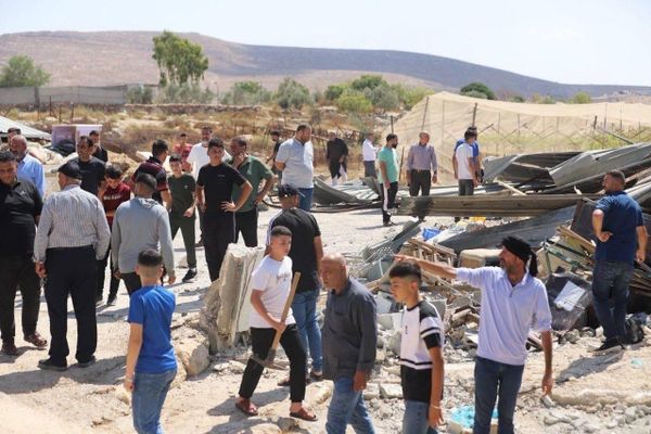 بولدوزرهای اسرائیلی خانه فلسطینی را در کرانه باختری تخریب کردند - اسپوتنیک ایران  