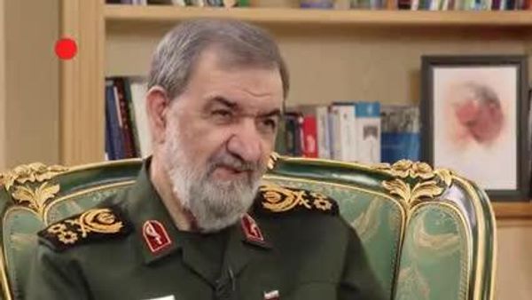 هشدار محسن رضایی به کشورهای همسایه درباره همراهی با جنگ اقتصادی آمریکا - اسپوتنیک ایران  