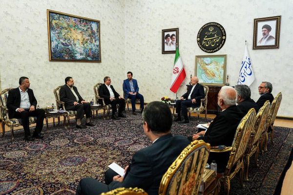 قالیباف: حتی دولتهای دلداده آمریکا، اعتراف میکنند که این کشور عامل ایجاد ناامنی در منطقه است - اسپوتنیک ایران  
