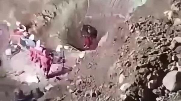 پایان غمانگیز عملیات نجات در الجزایر: پسر 10 ساله مرده یافت شد - اسپوتنیک ایران  