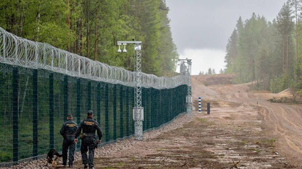 فنلاند در حال بررسی ادامه ساخت حصار در مرز خود با روسیه است - اسپوتنیک ایران  