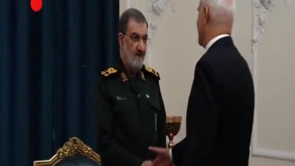 سرلشکر محسن رضایی: آمریکا از سر استیصال در جنگ نظامی به محاصره هوایی روی آورده است - اسپوتنیک ایران  