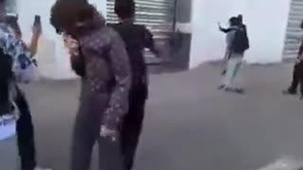 اعتراضات دانشآموزان دبیرستانی در فرانسه به آشوب گسترده تبدیل شد - اسپوتنیک ایران  