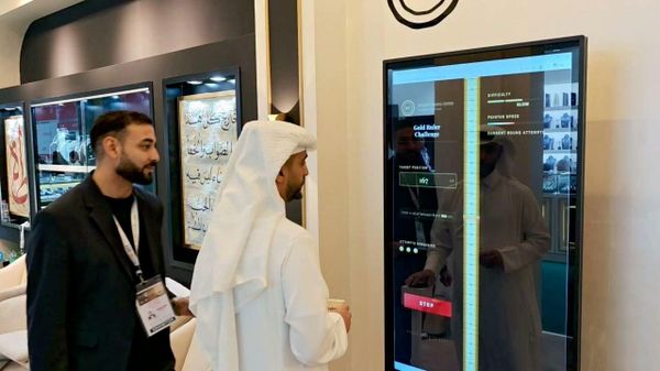 بلندترین شمش طلای جهان در امارات رونمایی شد - اسپوتنیک ایران  