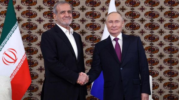 پوتین در ترکمنستان با پزشکیان دیدار کرد - اسپوتنیک ایران  