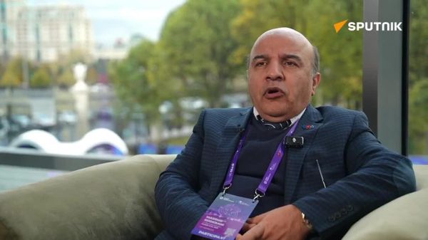 شکرانی: دو قرارداد همکاری امضا کردیم، یکی با «آرنا دیتا» و دیگری با شرکتی در حوزه امنیت سایبری - اسپوتنیک ایران  