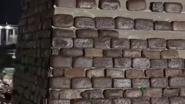 برج شیرینی ده متری در اینگوشتیا روسیه - اسپوتنیک ایران  