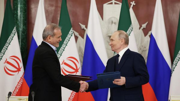 Подписание договора о всеобъемлющем стратегическом партнерстве между Россией и Ираном - اسپوتنیک ایران  