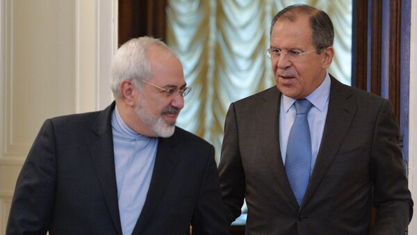 Russian Foreign Minister Sergei Lavrov (right) and Iranian Foreign Minister Mohammad Javad Zarif - اسپوتنیک ایران  