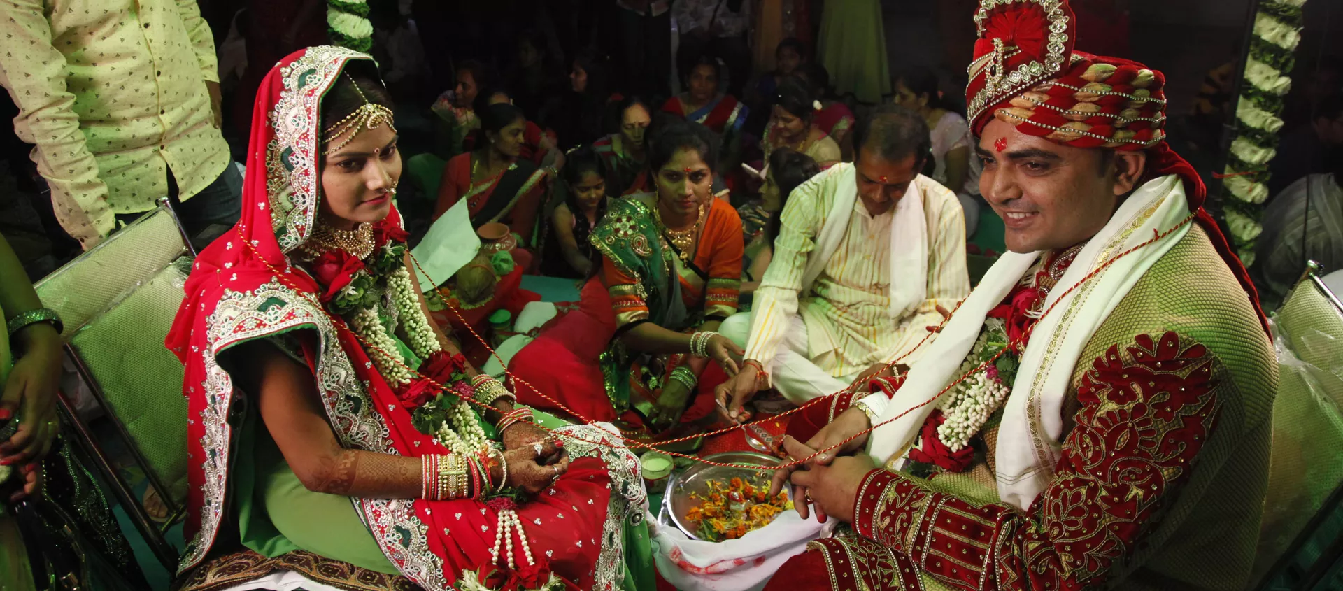 بمب کادوپیچ شده ، هدیه عروسی زوج هندی - اسپوتنیک ایران  , 1920, 01.03.2021