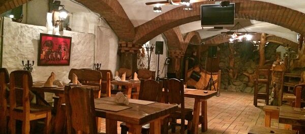 آیا کافی شاپهای ایران مجاز هستند مسابقات جام جهانی را پخش کنند؟ - اسپوتنیک ایران  