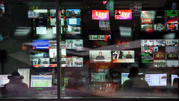 Control room of the Russia Today English-language newsroom. - اسپوتنیک ایران  
