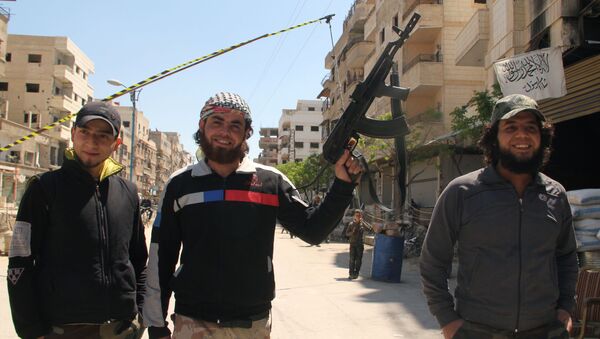 Вооруженные люди на блокпосту оппозиционной Сирийской свободной армии  в Дамаске - اسپوتنیک ایران  