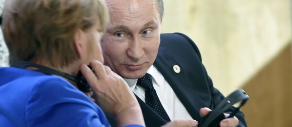 وقتی مرکل با پوتین به روسی صحبت میکند + ویدئو وقتی مرکل با پوتین به روسی صحبت میکند + ویدئو - اسپوتنیک ایران