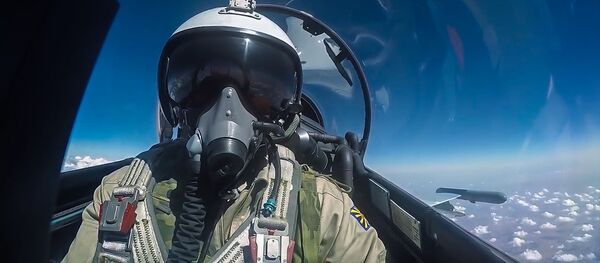 Пилот ВКС РФ во время боевого вылета в Сирии - اسپوتنیک ایران  