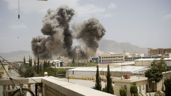 دست کم 92 کشته در نتیجه درگیری وحملات هوایی جدید به یمن - اسپوتنیک ایران  