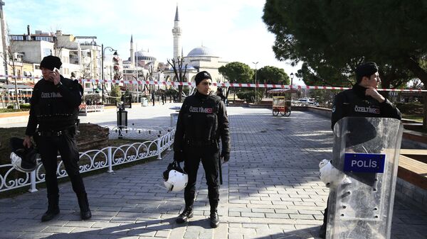 Полиция в центре Стамбула после взрыва  - اسپوتنیک ایران  