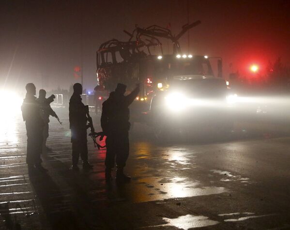 پلیس در محل انفجار در نزدیکی سفارت روسیه در کابل - اسپوتنیک ایران  