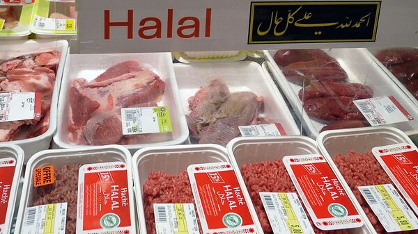 ایران برای تنظیم بازار، بیست هزار تن گوشت قرمز ترخیص می کند - اسپوتنیک ایران  