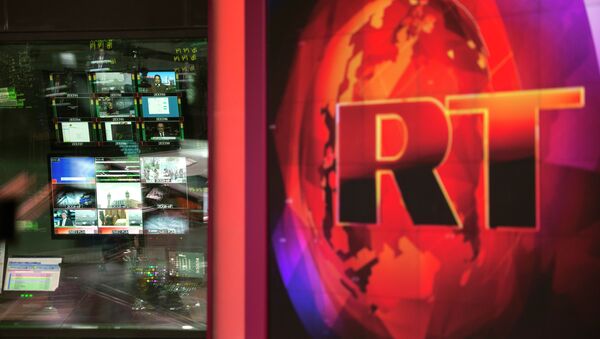 Control room of the Russia Today English-language newsroom - اسپوتنیک ایران  