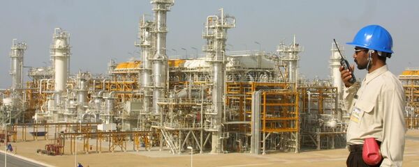 ملی شدن نفت ایران و سال های گذار از پیچ و خم های تحریم ملی شدن نفت ایران و سال های گذار از پیچ و خم های تحریم - اسپوتنیک ایران