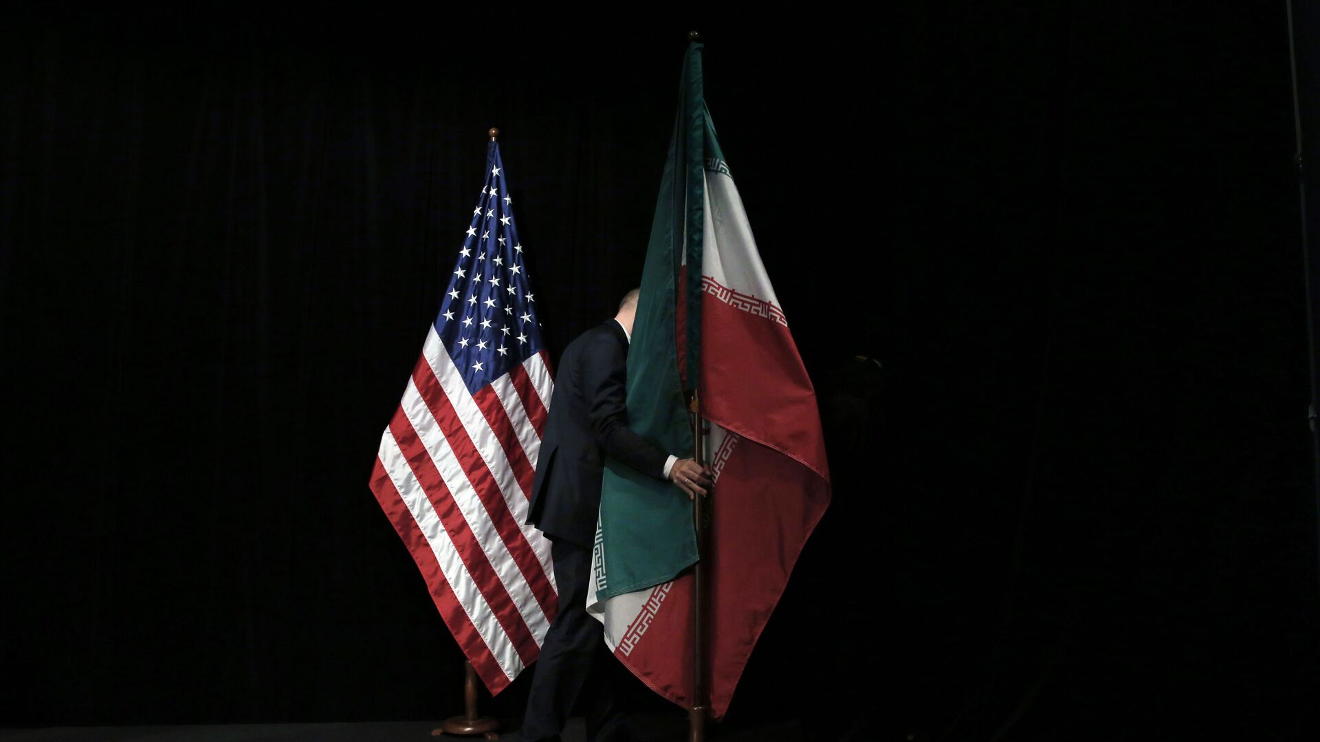 چرا ایران با پیشنهاد 15 میلیارد دلاری آمریکا مخالف است؟ - اسپوتنیک ایران  , 1920, 01.04.2021