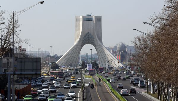 Вид на башню Азади в Тегеране - اسپوتنیک ایران  