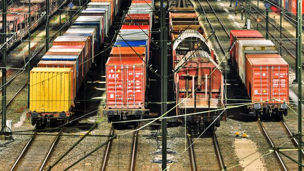 Перевозка контейнеров по железной дороге - اسپوتنیک ایران  