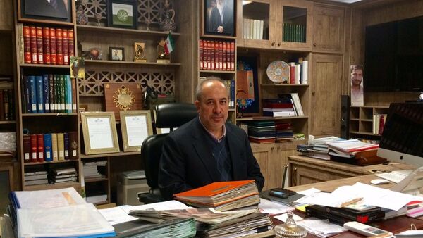 دکتر محمود صلاحی - اسپوتنیک ایران  