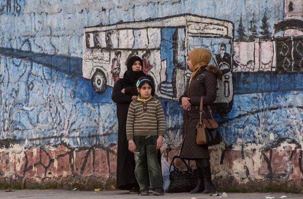 زنان در یکی از خیابان های استان حلب - اسپوتنیک ایران  
