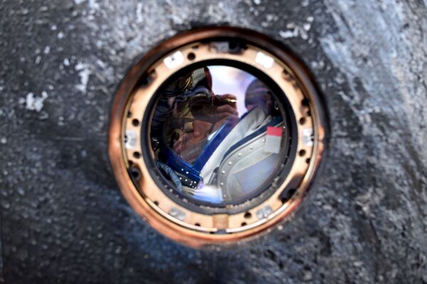 میخاییل کارنینکو، فضانورد روس، پس از بازگشت به زمین - اسپوتنیک ایران  