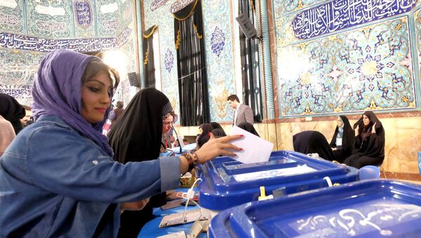 پیروزی حامیان دولت روحانی در دور دوم انتخابات ایران - اسپوتنیک ایران  
